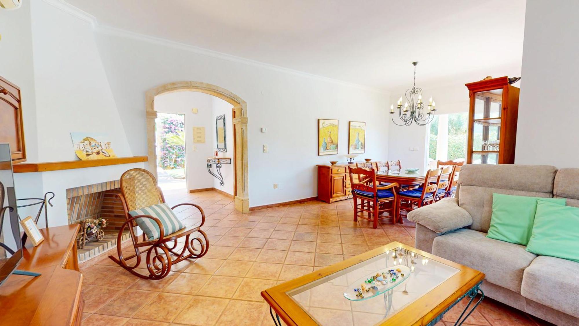 Villa Cuatro Soles By Family Homes Дения Екстериор снимка